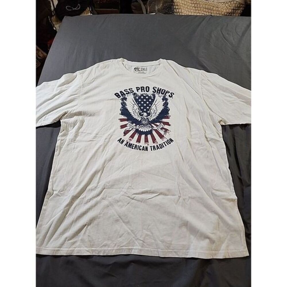 Bass Pro Shop An‎ American Tradition T Shirt 100% Cotton White Mens Sz 2XL GUC